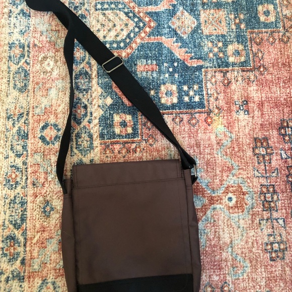 Carhartt Brown Messenger Bag - Picture 4 of 6